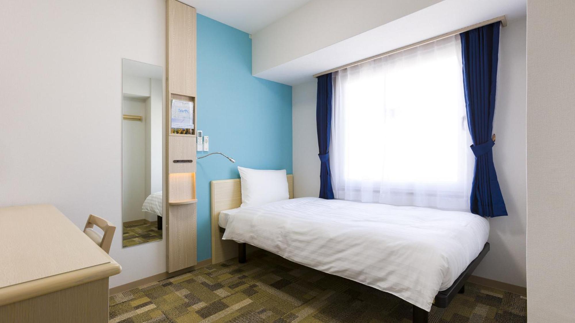 Toyoko Inn Tokyo Keio-Sen Higashi-Fuchu-Eki Kita-Guchi Buitenkant foto
