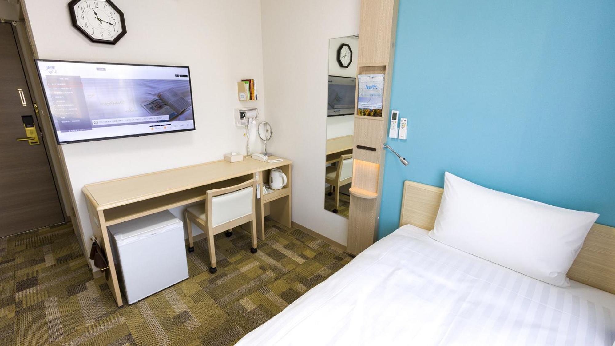 Toyoko Inn Tokyo Keio-Sen Higashi-Fuchu-Eki Kita-Guchi Kamer foto